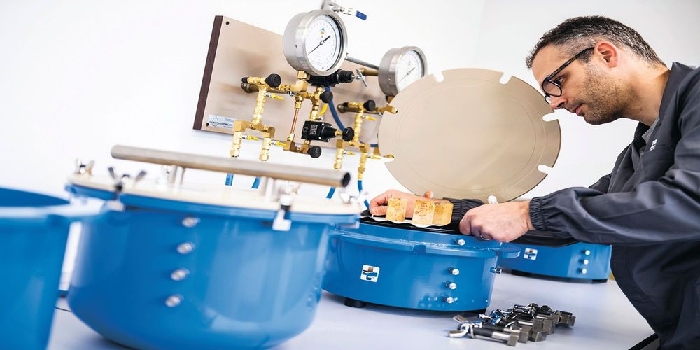 Pressure plate extractors
(photo: Eurac Research / Ivo Corrà)