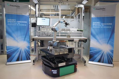 FLEXBIN—Flexible mobile robotic and bin picking application